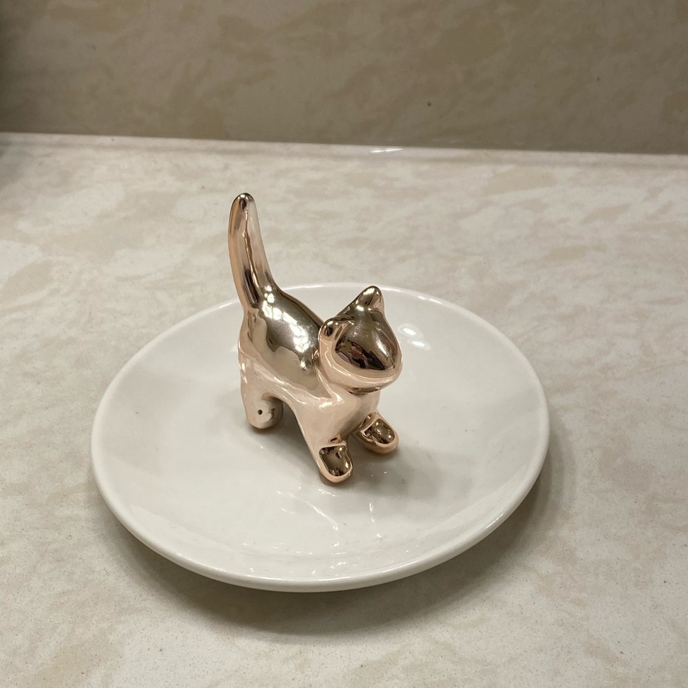 Rose Gold Cat Jewelry Holder